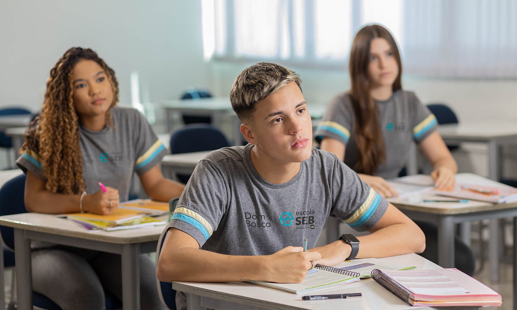 Escola SEB Dom Bosco Mercês. Curitiba - PR. Ensino Médio.