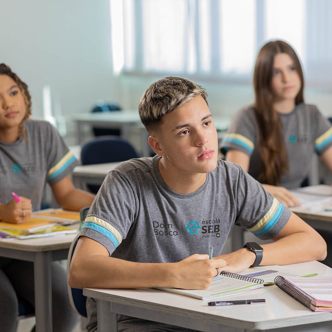 Estudantes na sala de aula